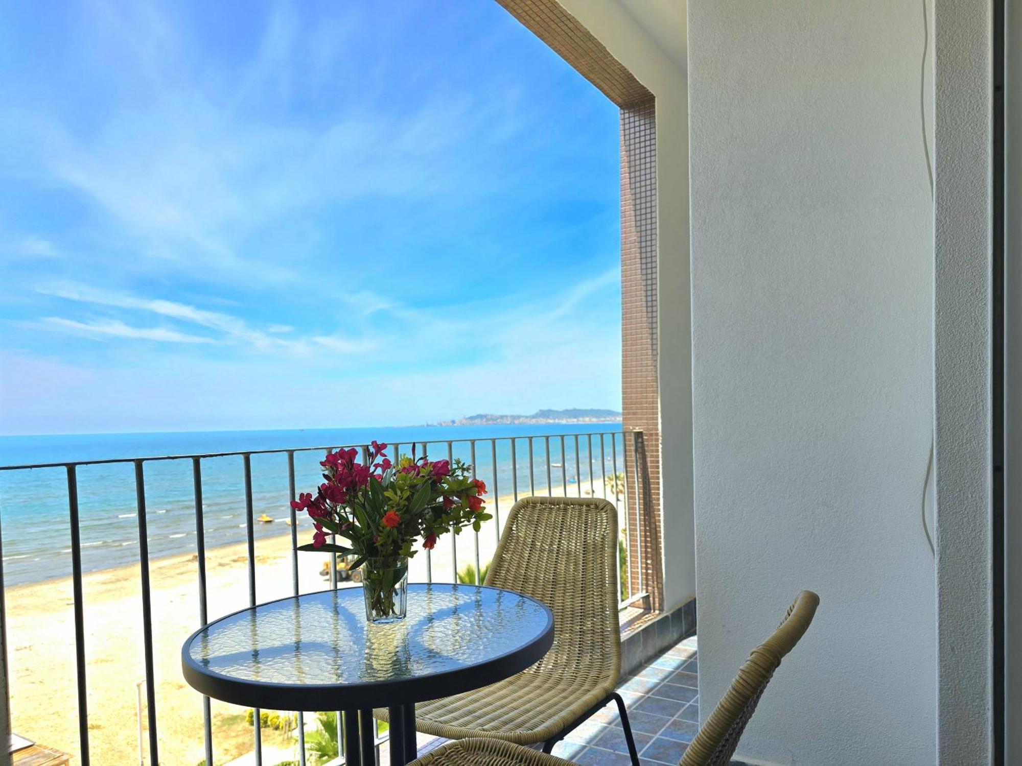 Sea Vista Apartment Дуррес Екстер'єр фото